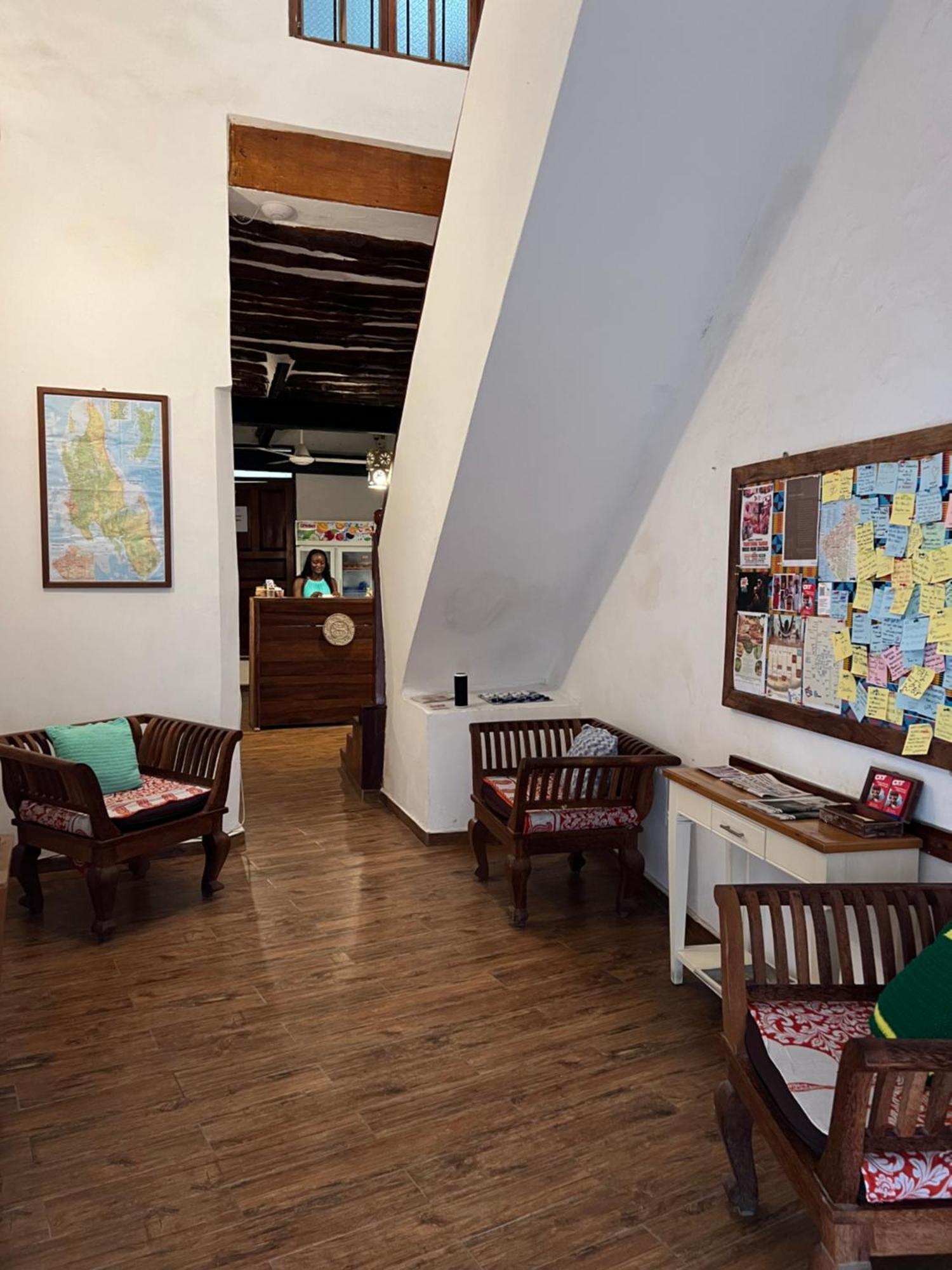 Stone Town House Hostel Zanzibar Exterior photo